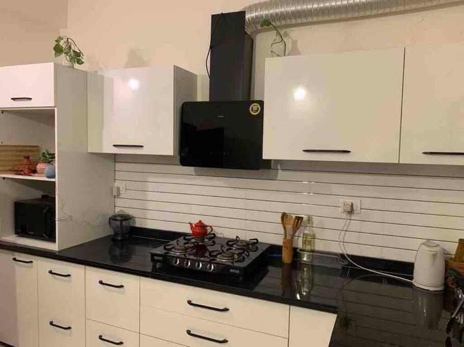 بوبال Furnished Villa Near Airport, Away From City المظهر الخارجي الصورة